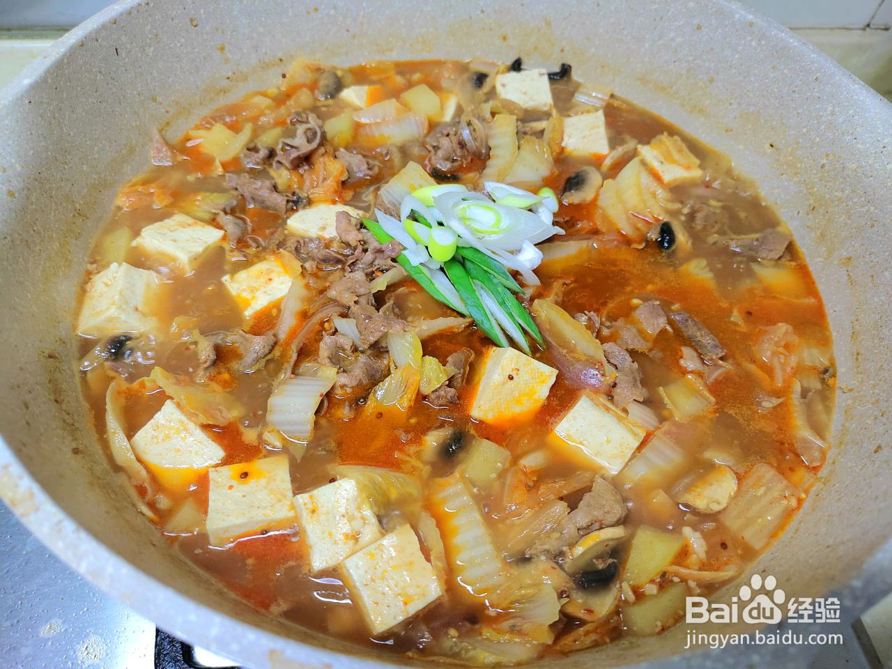 牛肉泡菜豆腐汤的做法