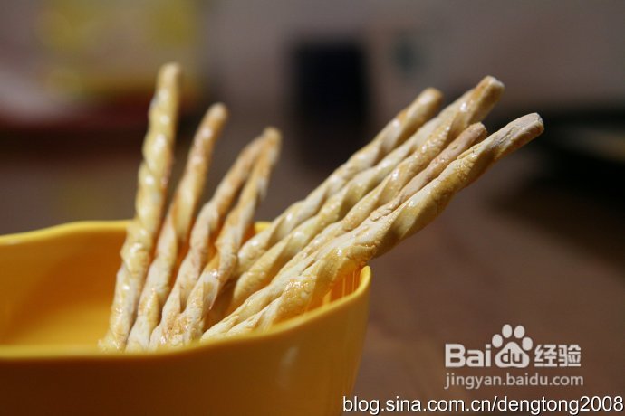 美食12：芳香四溢的洋槐花蒸菜