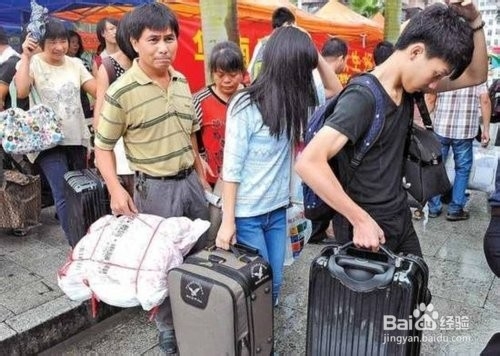 大学新生报到应该带些什么（注意什么）