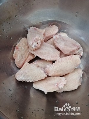 油蜜汁鸡翅的做法