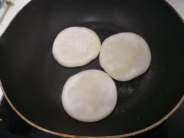 小巧精致口袋饼