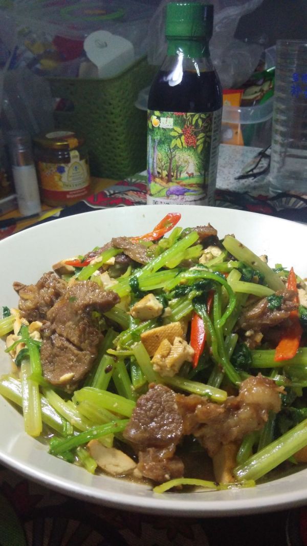 香芹豆干炒牛肉