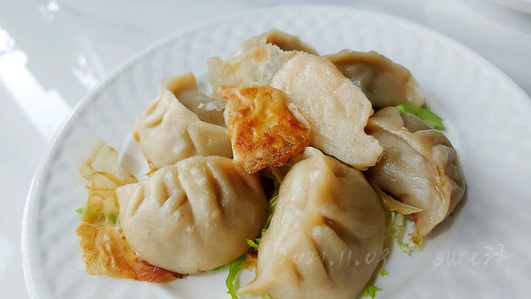 香菇肉菘水煎饺