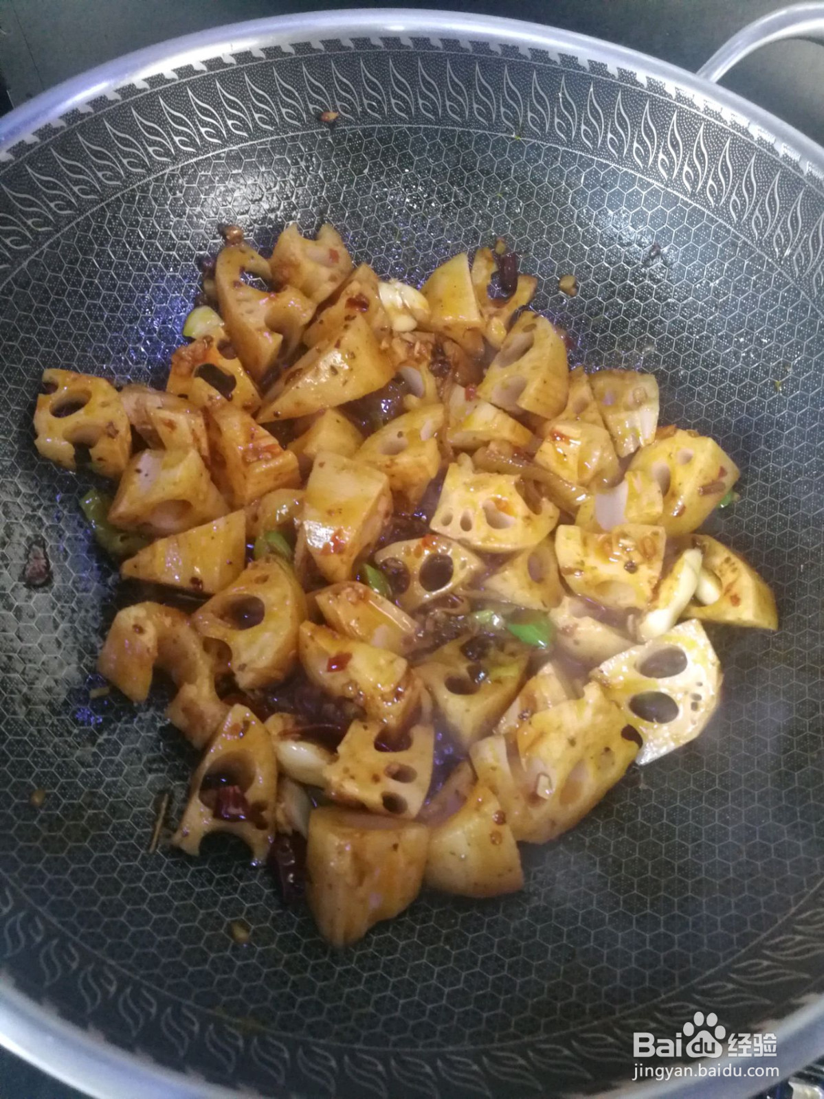 麻辣鲜香的炒藕丁的做法