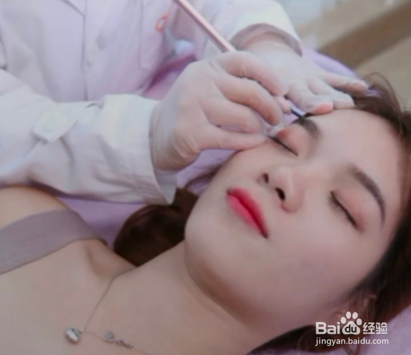 用氨基酸洁面乳有什么优点呢?