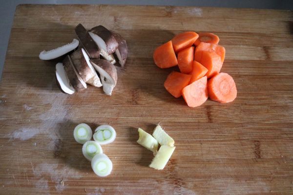 红烧油面筋塞肉