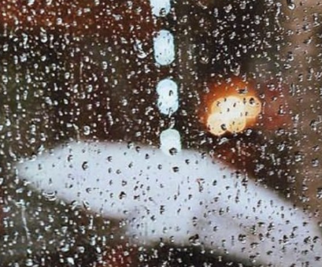 适合下雨天发朋友圈的短句有哪些