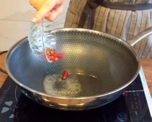 干锅牛蛙【麻辣鲜香超下饭】