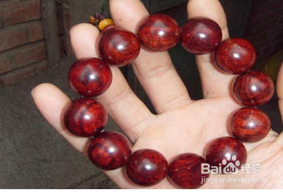 如何盘玩小叶紫檀