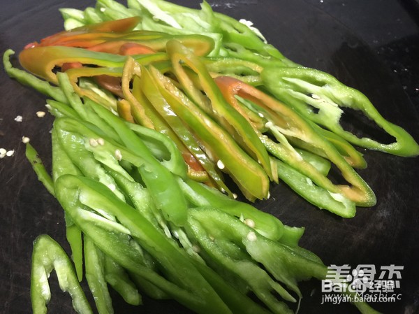 蒜苔青椒炒瘦肉