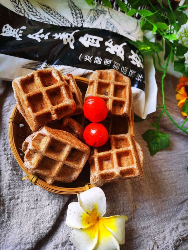 黑麦肉松豆沙华夫饼