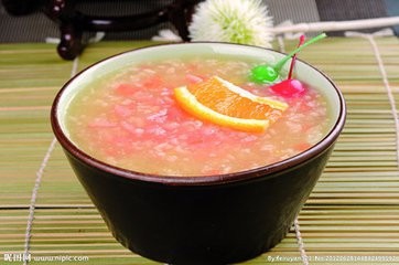 美味的开胃水果粥