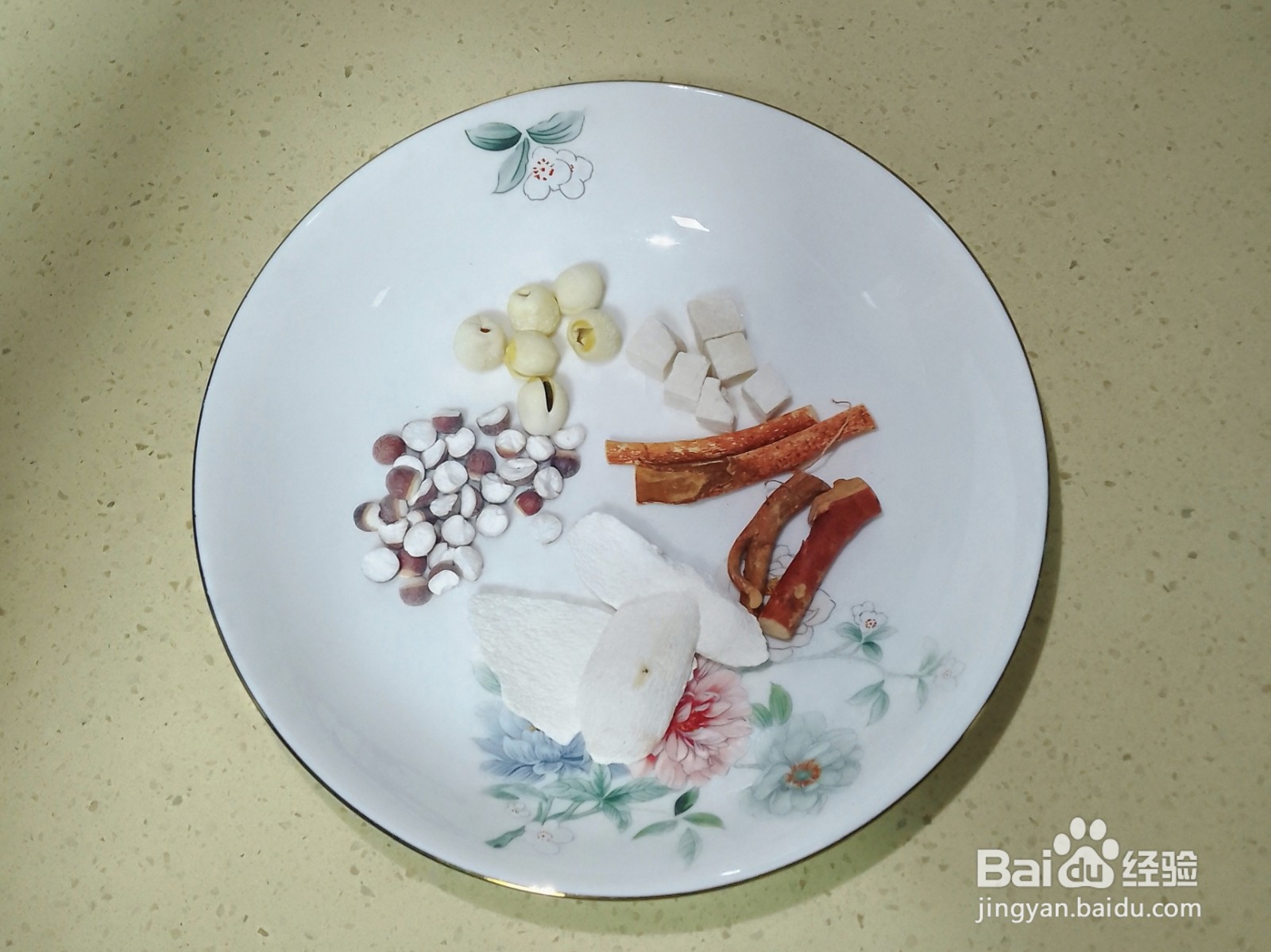 加强版四神汤--五指毛桃四神汤