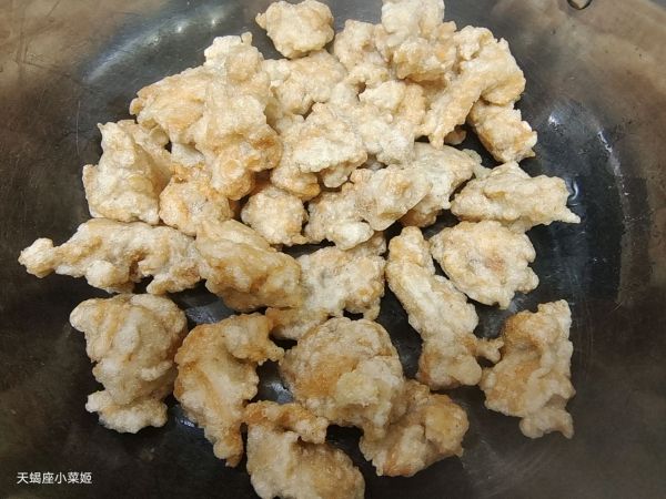 酱香肉段烧茄子