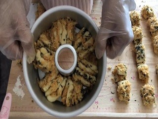 千层肉松海苔面包怎么做
