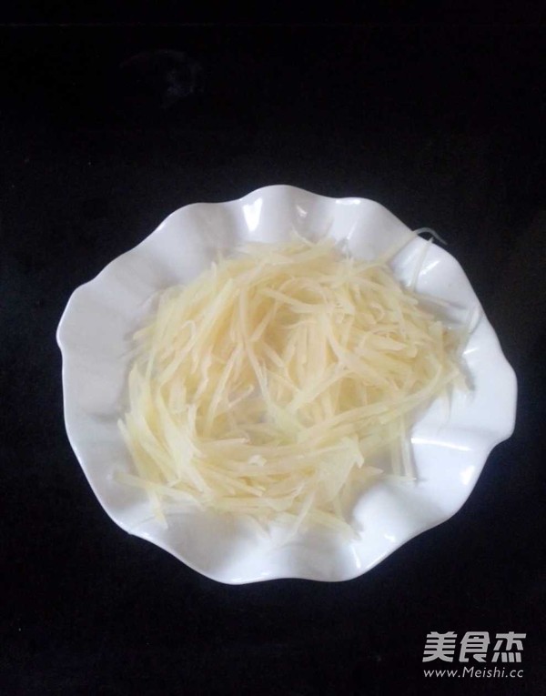 蛋皮丝凉拌土豆丝