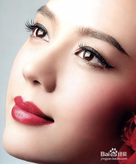 新年派对彩妆打造方法