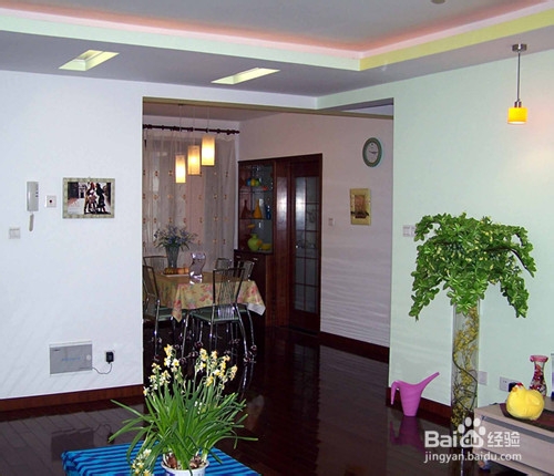 如何利用餐厅装修技巧装修家庭餐厅