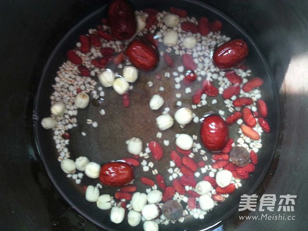 薏米红豆莲子汤