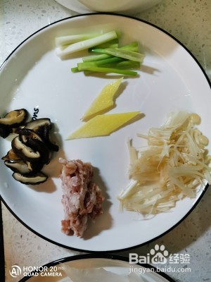 怎么做海参蛋花汤？