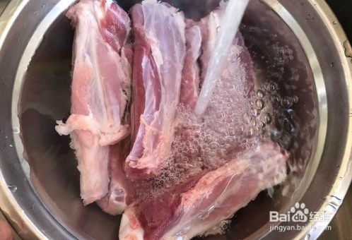 蒜香手抓骨是如何做的？家常教程烤箱版