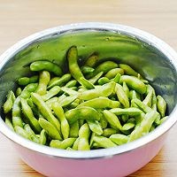 下酒菜的最佳搭档——麻辣小毛豆