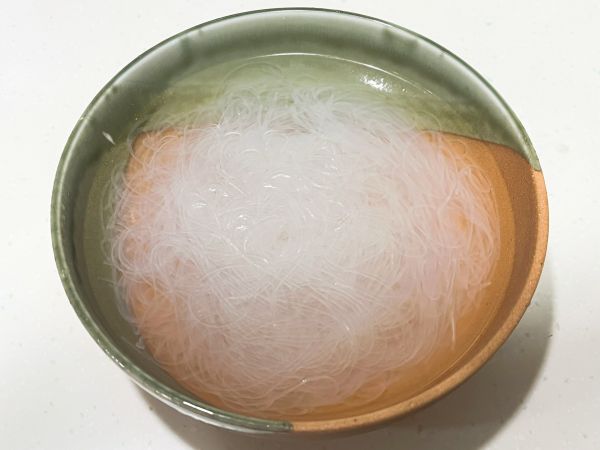 鱿鱼花雕粉丝煲