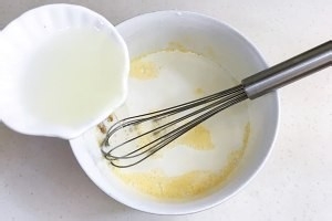 怎么做软糯香甜的黑芝麻蛋糕