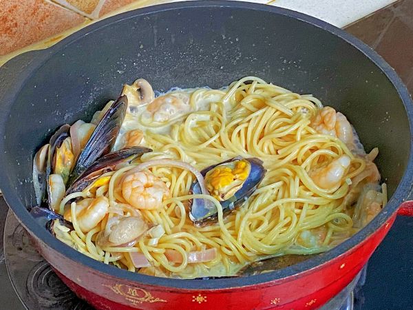 奶油青口贝意面