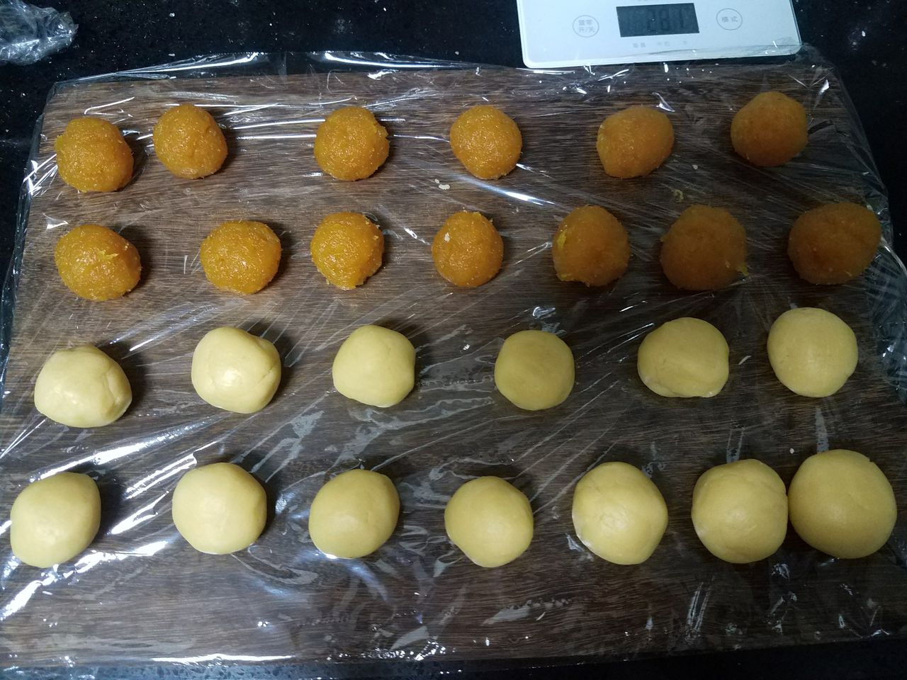 凤梨酥和菠萝酥的做法，妈妈们学会了吗？