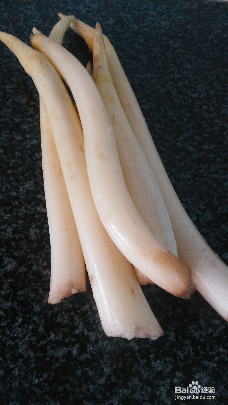 素炒嫩藕带的做法