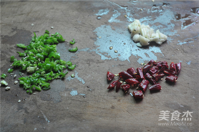 醋拌黑木耳的做法