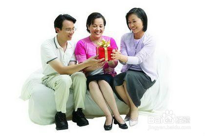 怎样在婆媳之间做好“第三者”