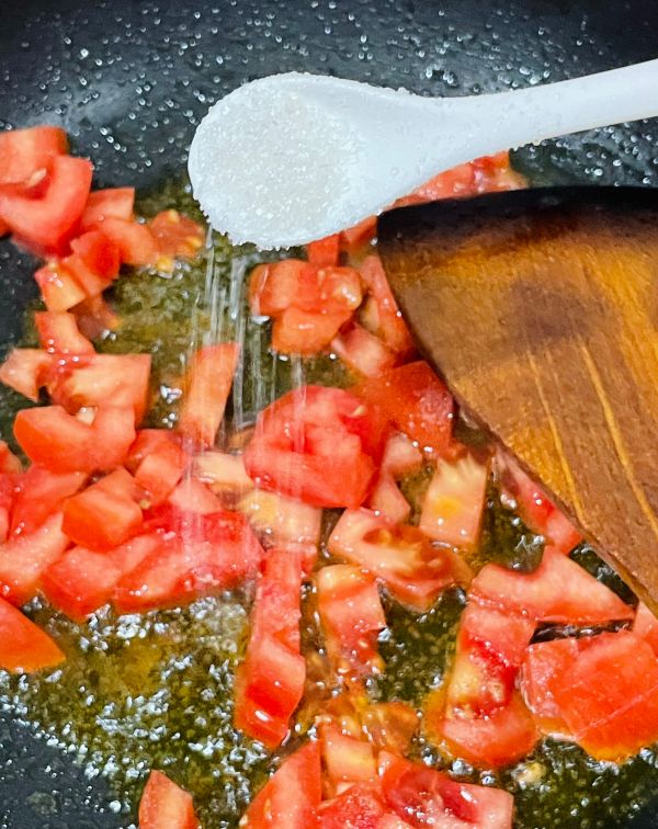 西红柿黄瓜肉丸汤