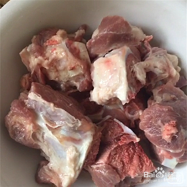美味猪骨 排骨 营养汤的做法