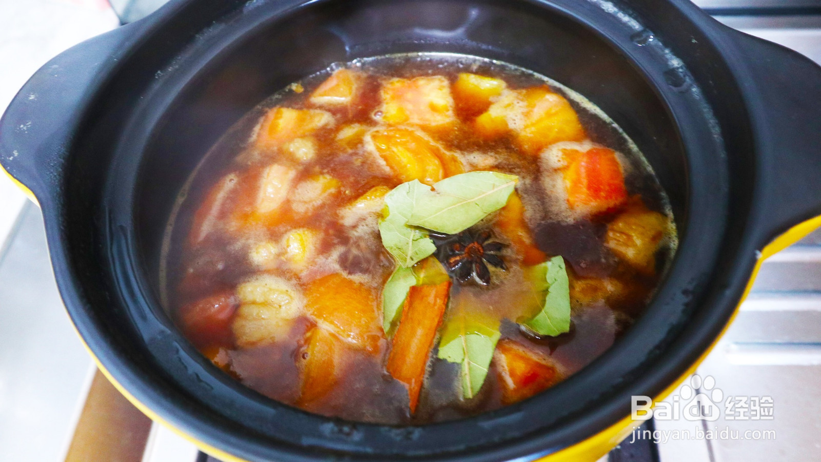 番茄土豆炖牛腩的做法