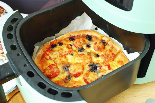 蓝莓水果拉丝披萨