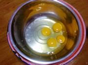 草莓夹心蛋糕卷的做法