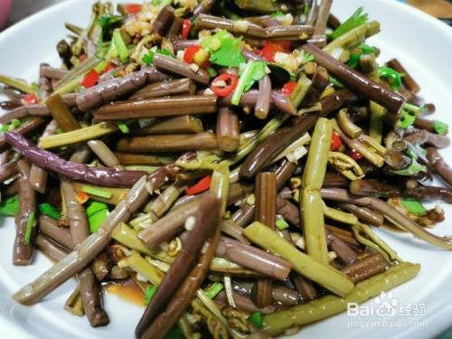 凉拌蕨菜的做法