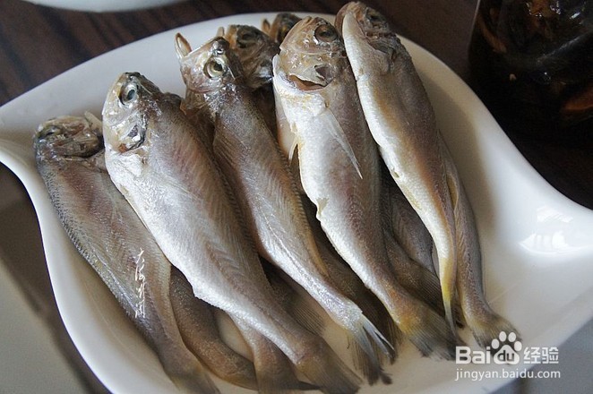 香煎小黄花鱼的做法