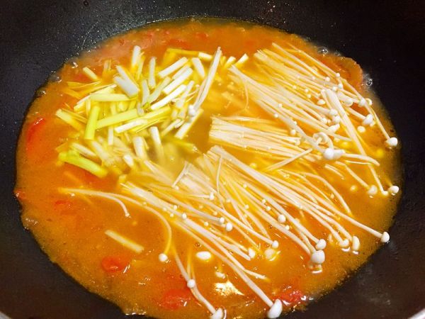 酸汤肥牛（番茄浓汤版）