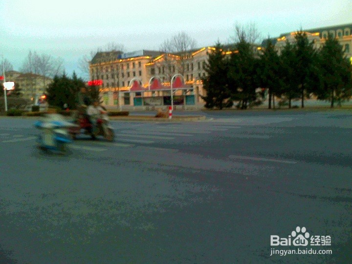 车辆驾驶员在傍晚怎样安全驾驶