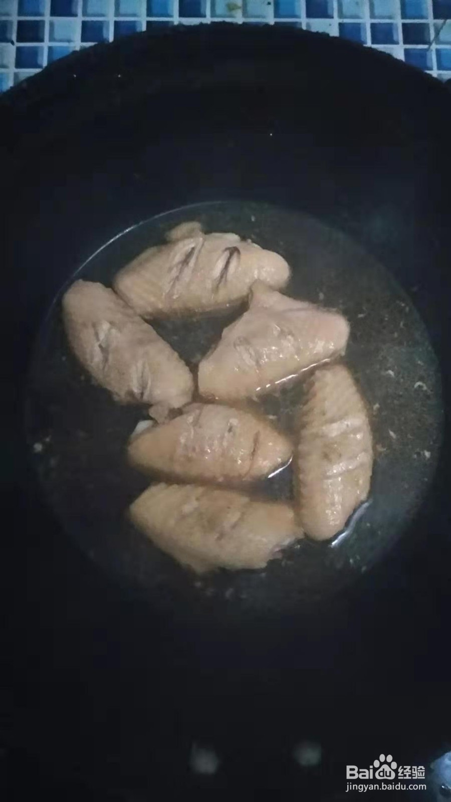 家庭版可乐炖鸡翅的做法