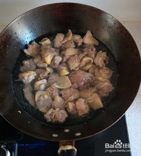 小鸡炖蘑菇（东北笨炖）