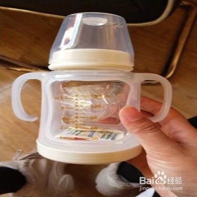 怎样给宝宝挑选合适的奶瓶