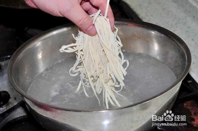 【酸菜肉丝面】一吃难忘的酸爽