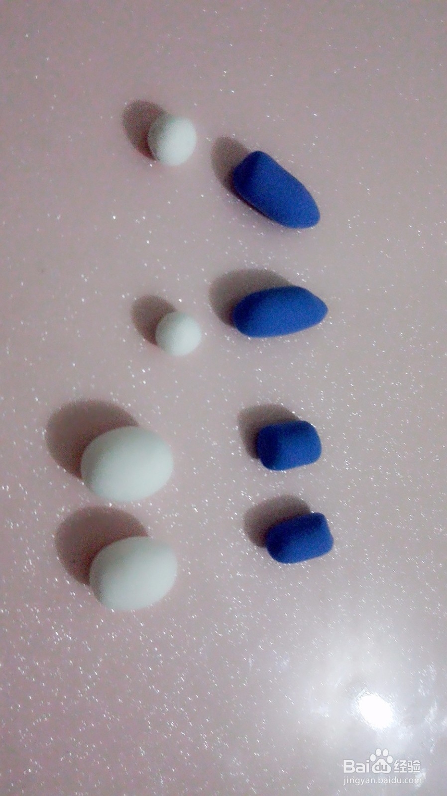 软陶粘土蓝胖子哆啦A梦制作图解