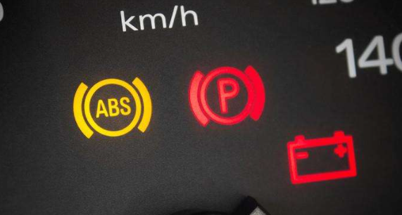 防冻液没了 车里ABS会亮吗