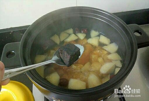 自制番薯苹果甜汤的做法