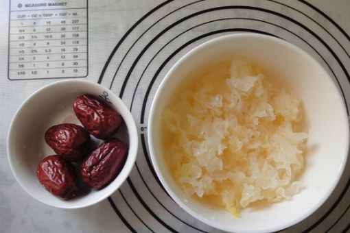春天怎么吃银耳